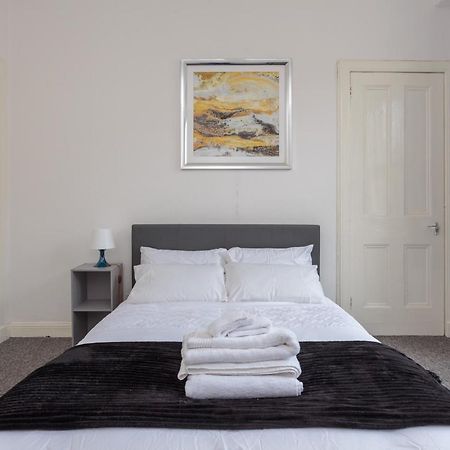 One Bedroom Apartment Just A 10 Min Walk From City Center! Edinburgh Exteriér fotografie