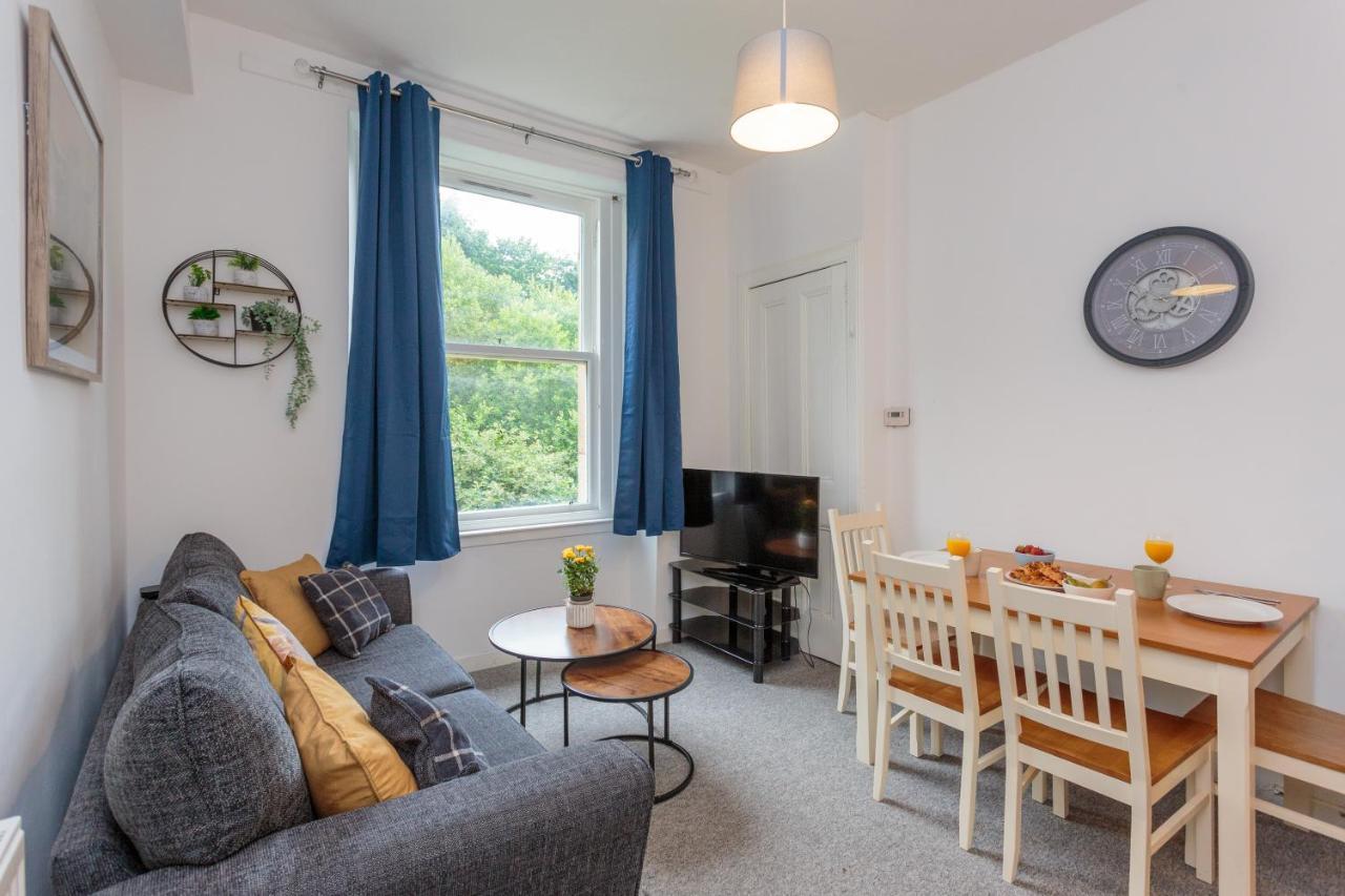 One Bedroom Apartment Just A 10 Min Walk From City Center! Edinburgh Exteriér fotografie