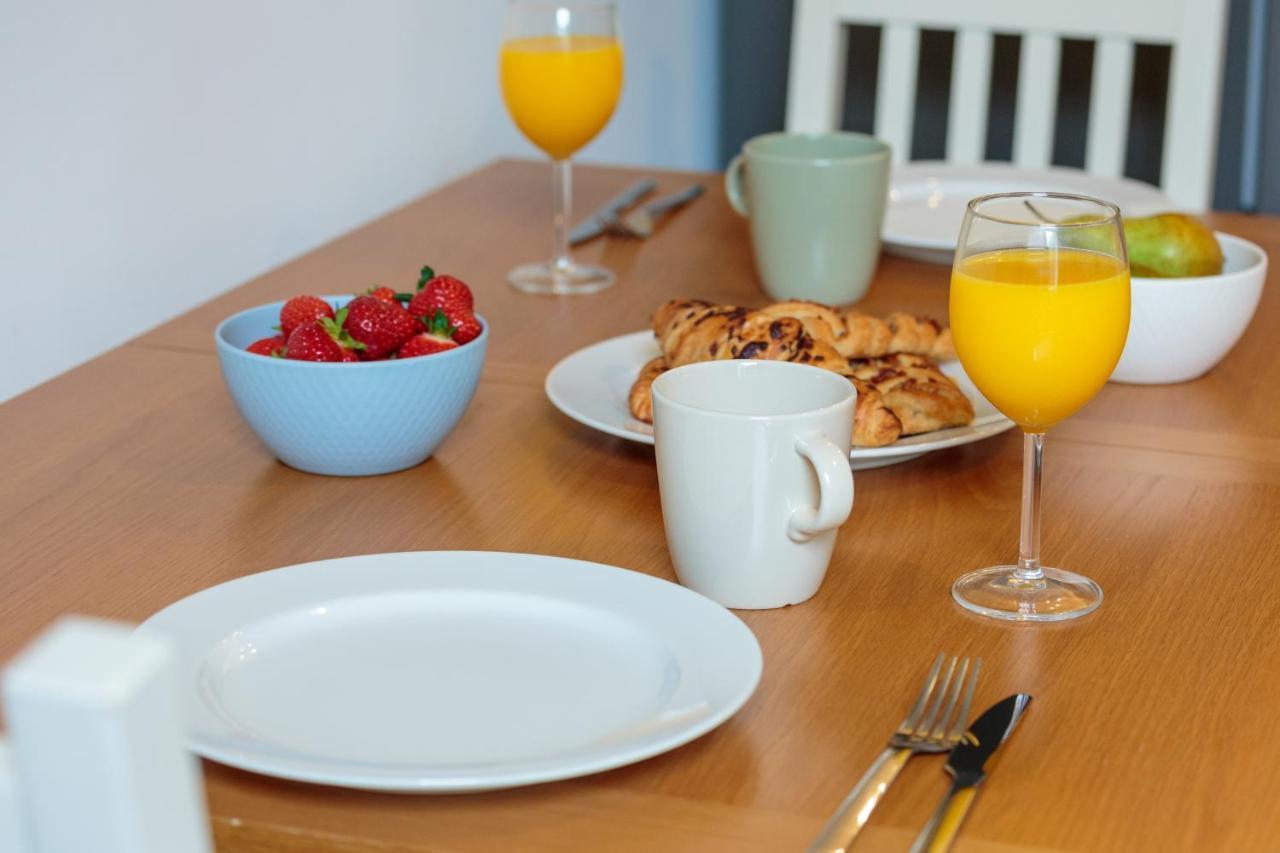 One Bedroom Apartment Just A 10 Min Walk From City Center! Edinburgh Exteriér fotografie
